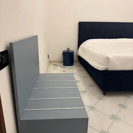 Dimora Dei Mercanti 펜션 살레르노