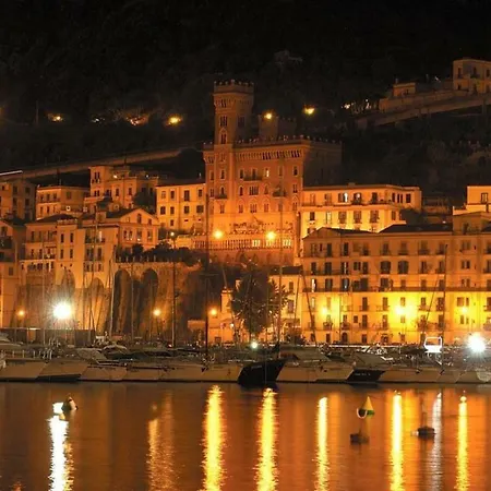 Ferienhaus Dimora Dei Mercanti Salerno