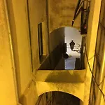 בית נופש Dimora Dei Mercanti סלרנו